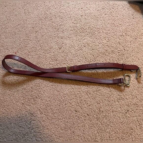 New Authentic Coach Burgundy Red Stitched Leather Shoulder Crossbody Strap Gold - Picture 1 of 3